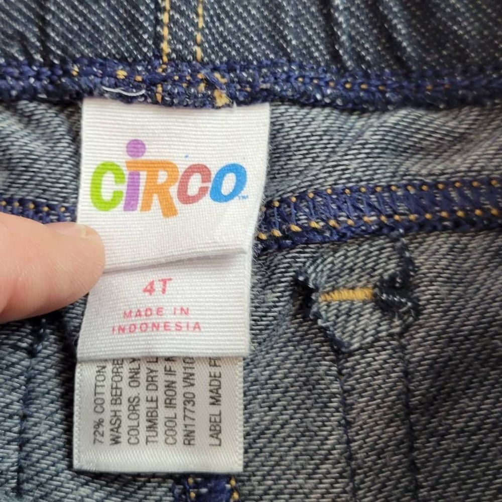 Circo shorts 4T - Picture 3 of 4